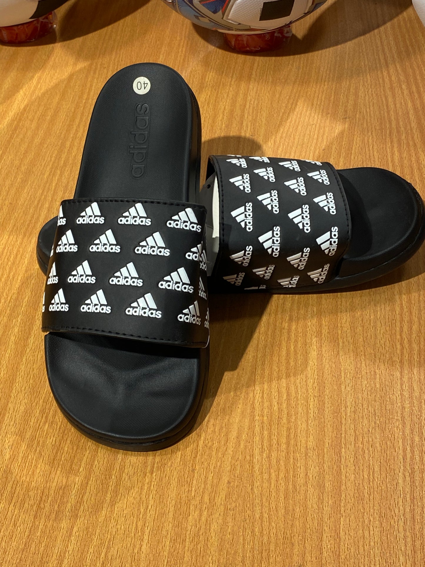 Adilettes Comfort Slides Small Logo - Black
