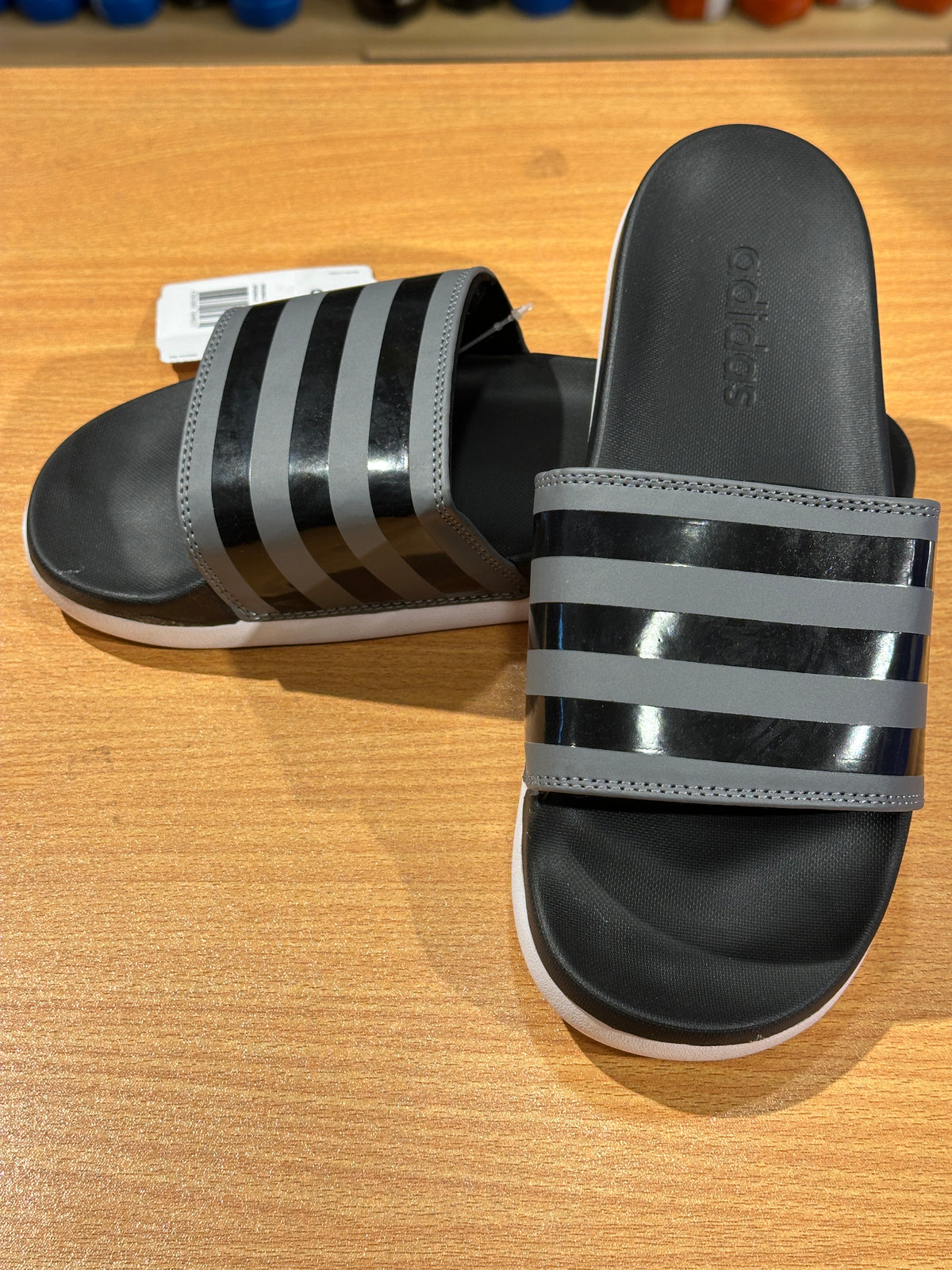 Adidas Adilettes Comfort Slides 3 Stripes - Black/Grey