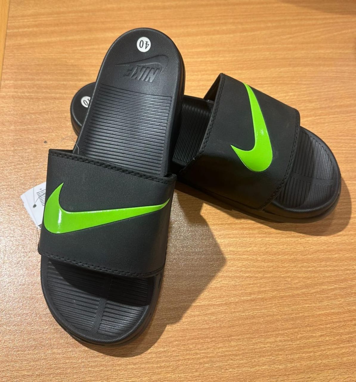 Nike Adilettes Comfort Slides - Black/Green