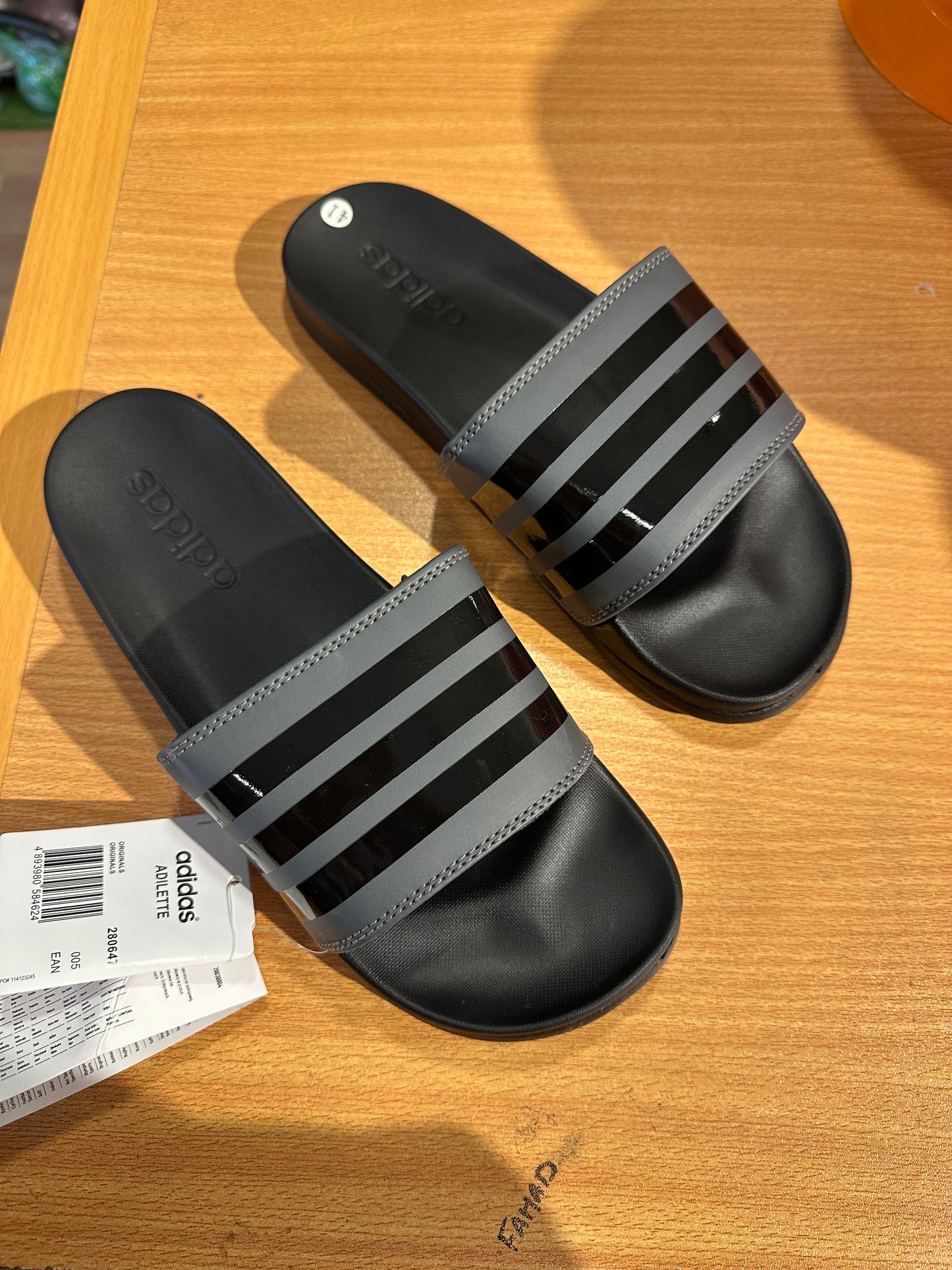 Adidas Adilettes Comfort Slides 3 Stripes - Black/Grey